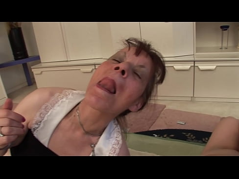 ❤️ Du dapîr û bapîrekî wan sê kes in Super porno li porno ku.ttsex.ru ☑