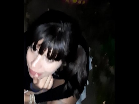 ❤️ Li kolanê di berdêla şêraniyê de penîsê werimî Super porno li porno ku.ttsex.ru ☑
