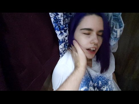 ❤️ Xwişka min di dolabê de dît û alîkariya wê kir Super porno li porno ku.ttsex.ru ☑